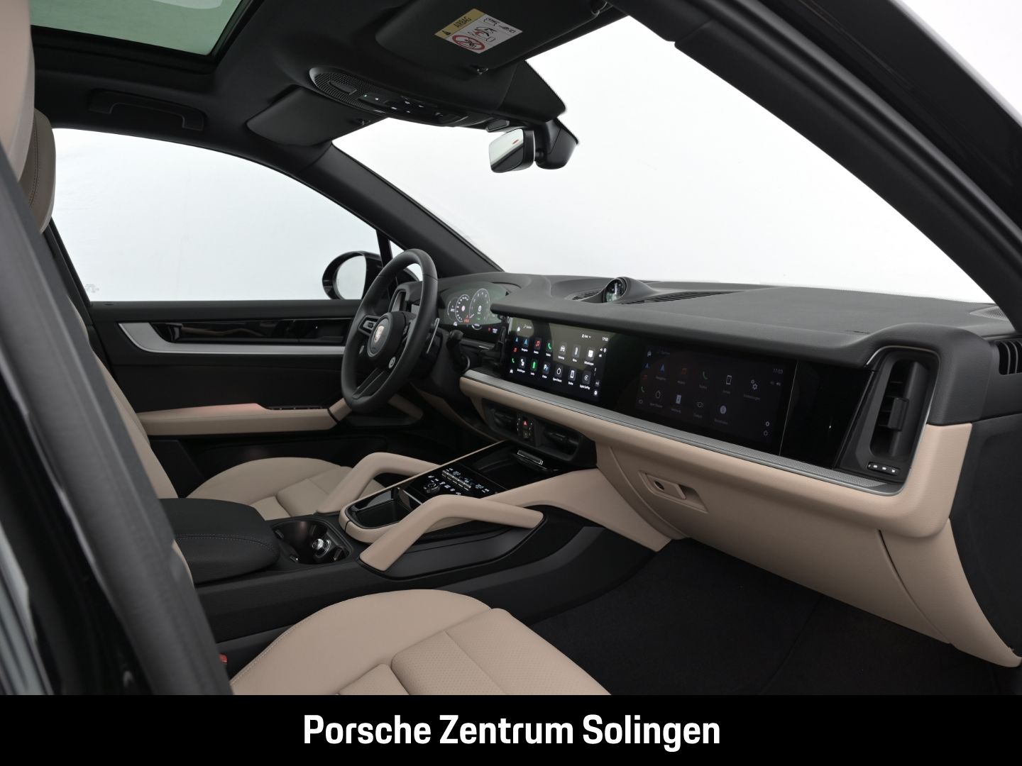 Porsche Cayenne E-Hybrid Panoramadach Bose Beifahrerdisp