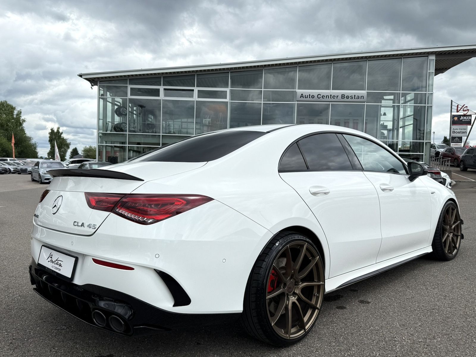 Mercedes-Benz CLA 45 AMG - Samsaru's Car Outlet