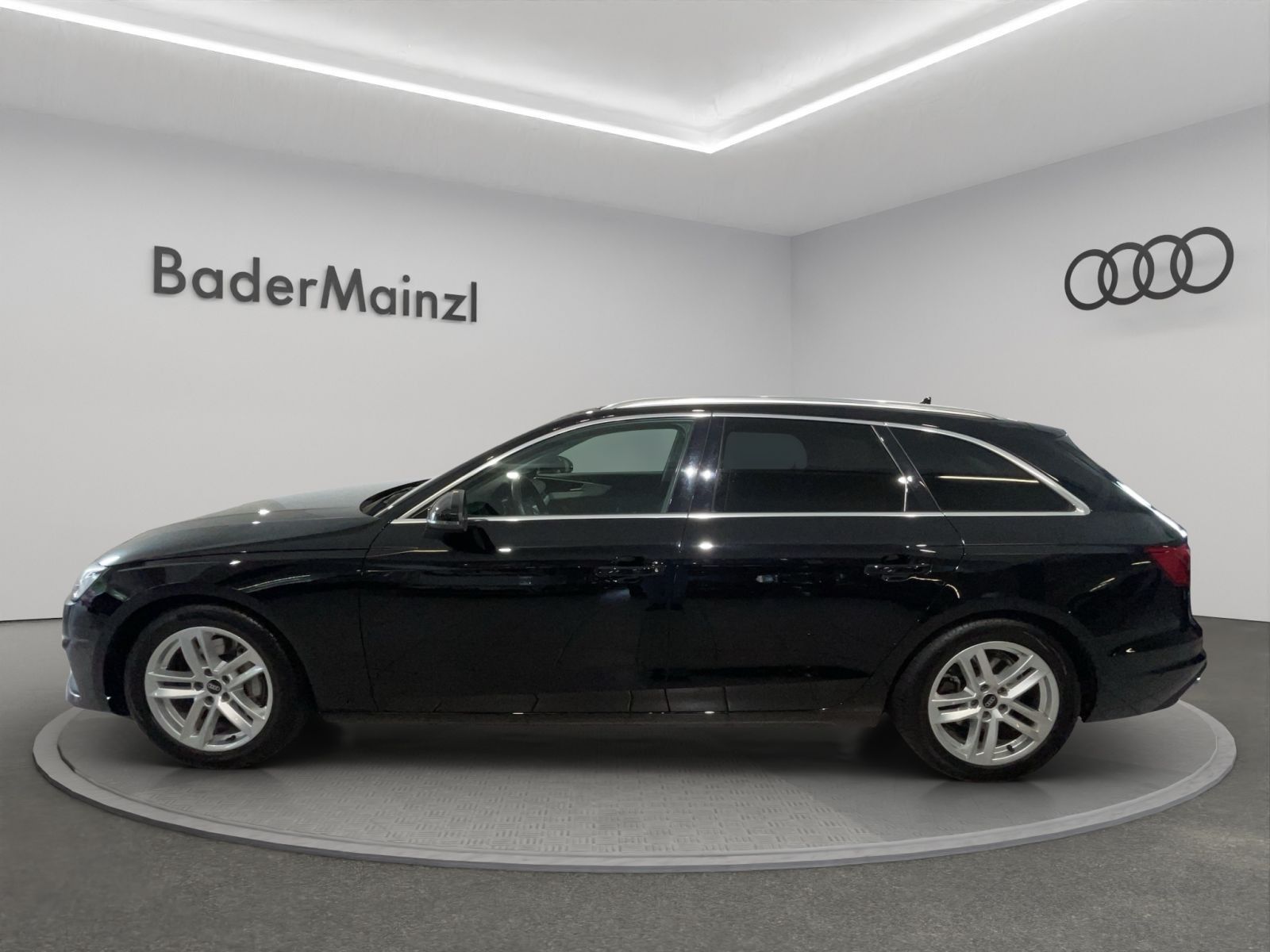 Audi A4 Avant 40 TDI quattro S tronic - Samsaru's Car Outlet