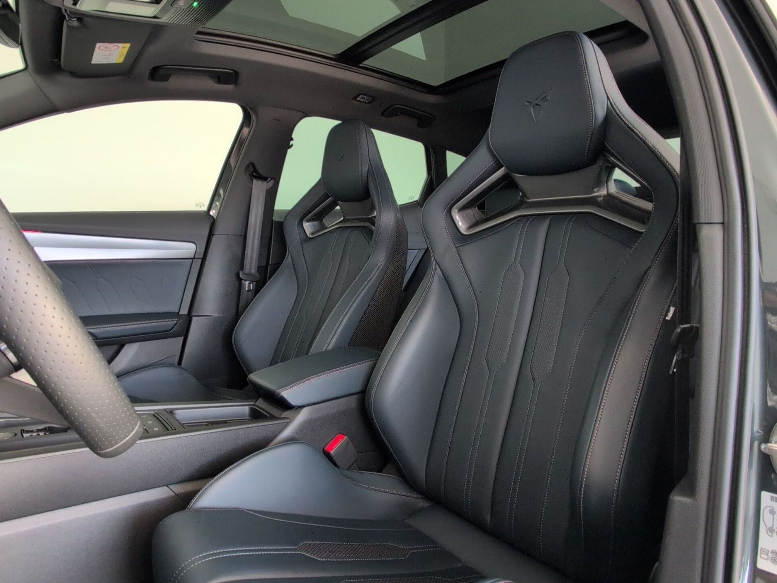 Cupra Formentor 2.0 TSI VZ AHK PANO LEDER CUP COPPER