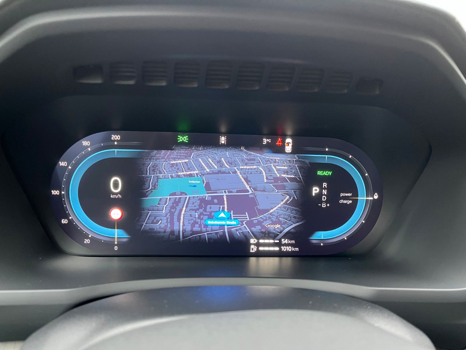 Volvo XC90 T8 Ultra Dark Plug-In AWD - Samsaru's Car Outlet