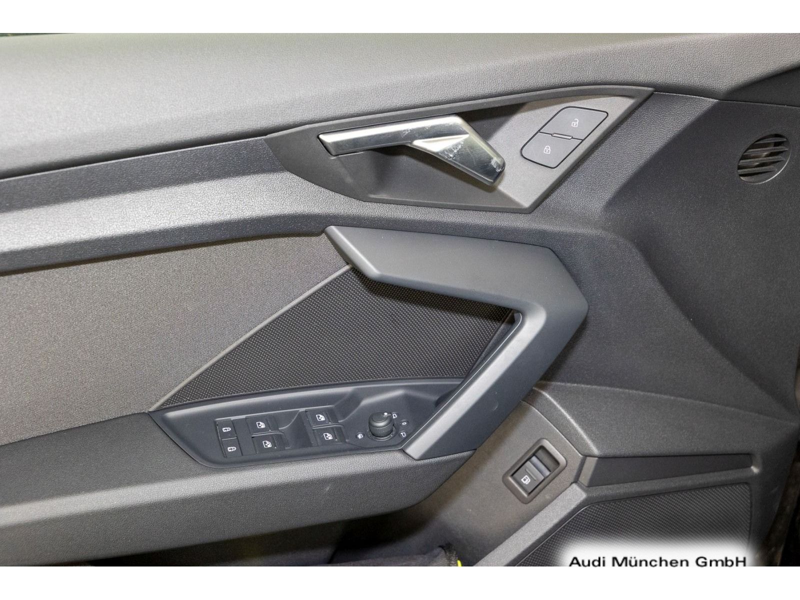 Audi A3 Sportback 40 TFSI e advanced S tronic - Samsaru's Car Outlet