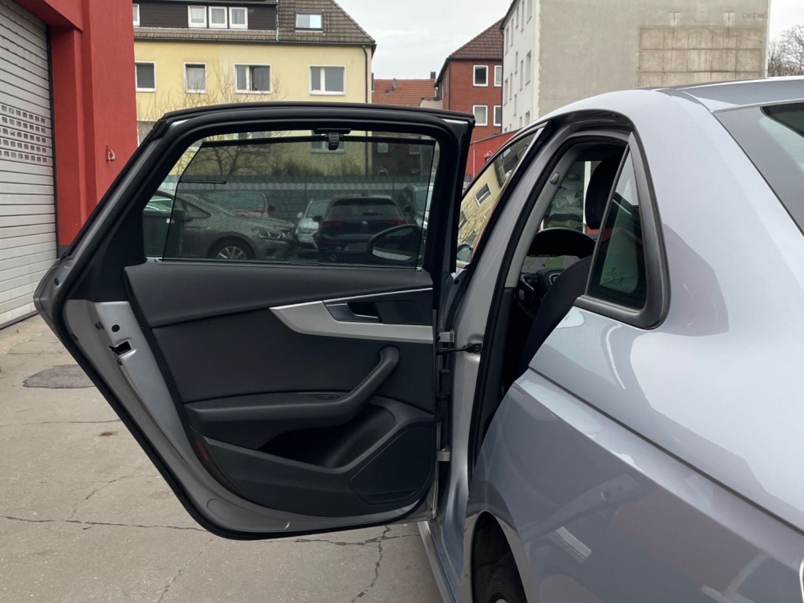 Audi A4 Lim. 40 TDI quattro advanced