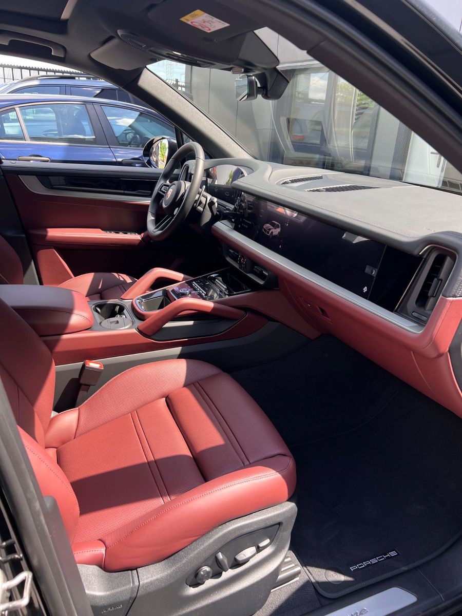 Porsche Cayenne Pano/22"/Head-Up/H- Achs/Masage/TV/RSE