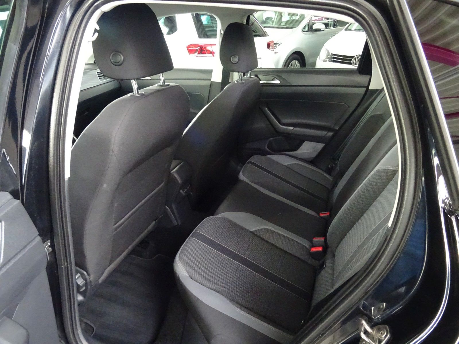 Volkswagen POLO 1.0 TSI Highline - Samsaru's Car Outlet
