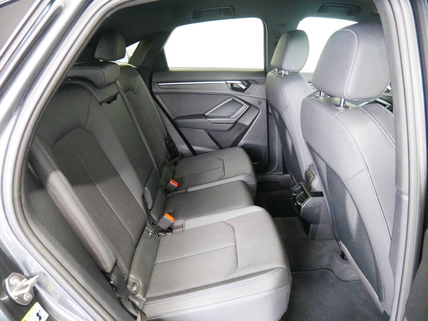 Audi Q3 Sportback 40 TDI quattro S line - Samsaru's Car Outlet