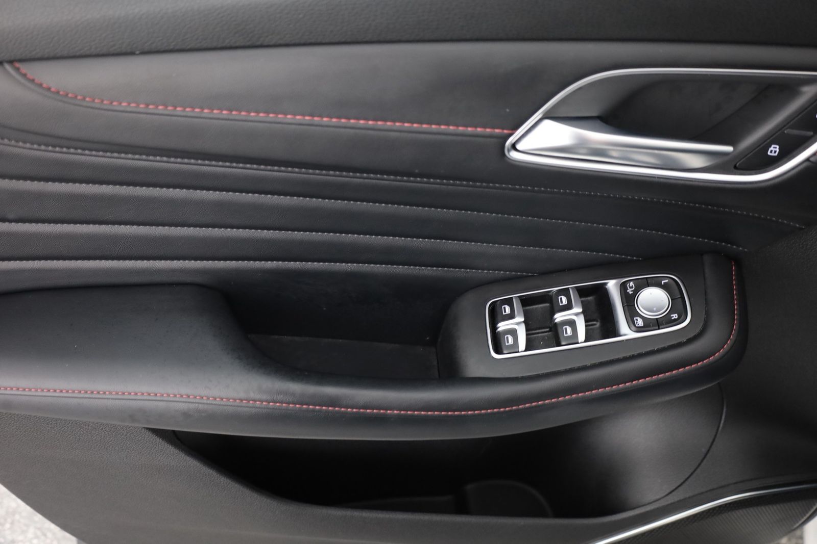 MG HS 1.5 T-GDI Luxury Aut. LED Navi Pano 360°