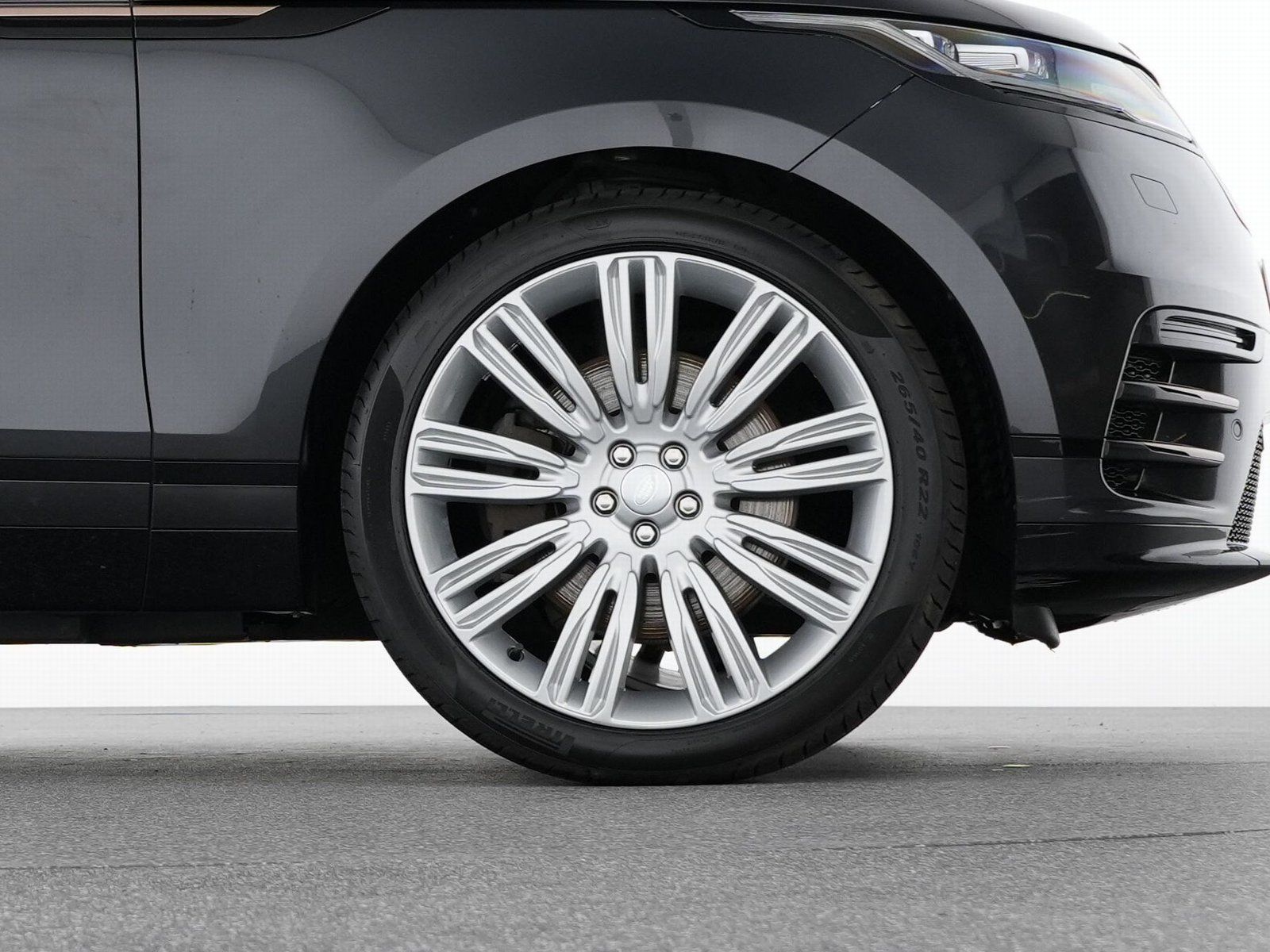 Range Rover Velar D300 R-Dynamic SE - Samsaru's Car Outlet