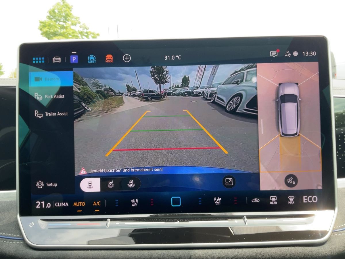 Volkswagen Passat Variant 1.5 eHYBRID R-LINE 5JG+AHK+PANO