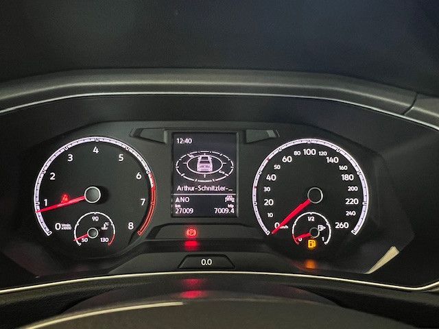 Volkswagen T-ROC Style - Samsaru's Car Outlet