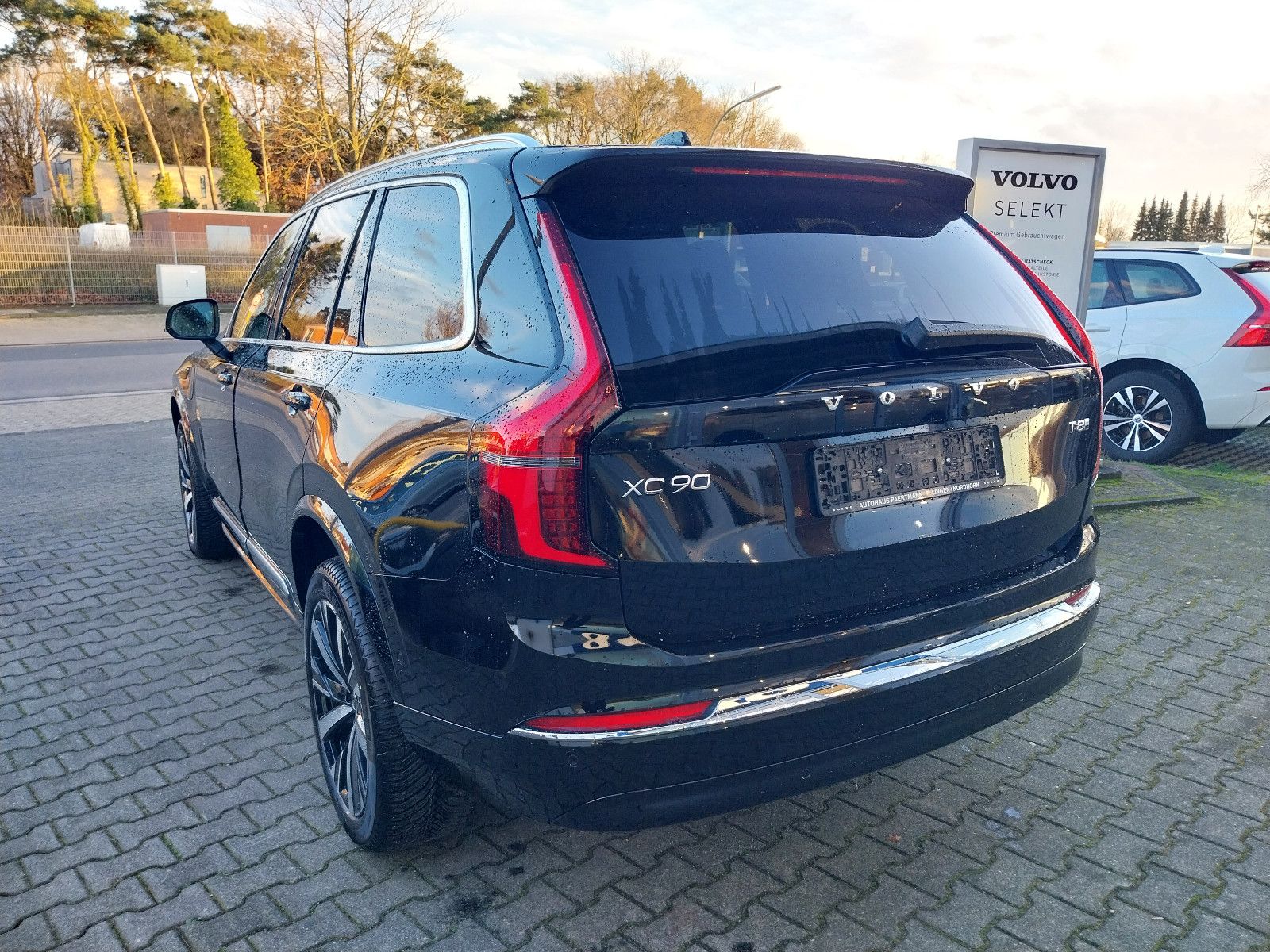 Volvo XC90 Plus Bright Recharge Plug-In Hybrid AWD