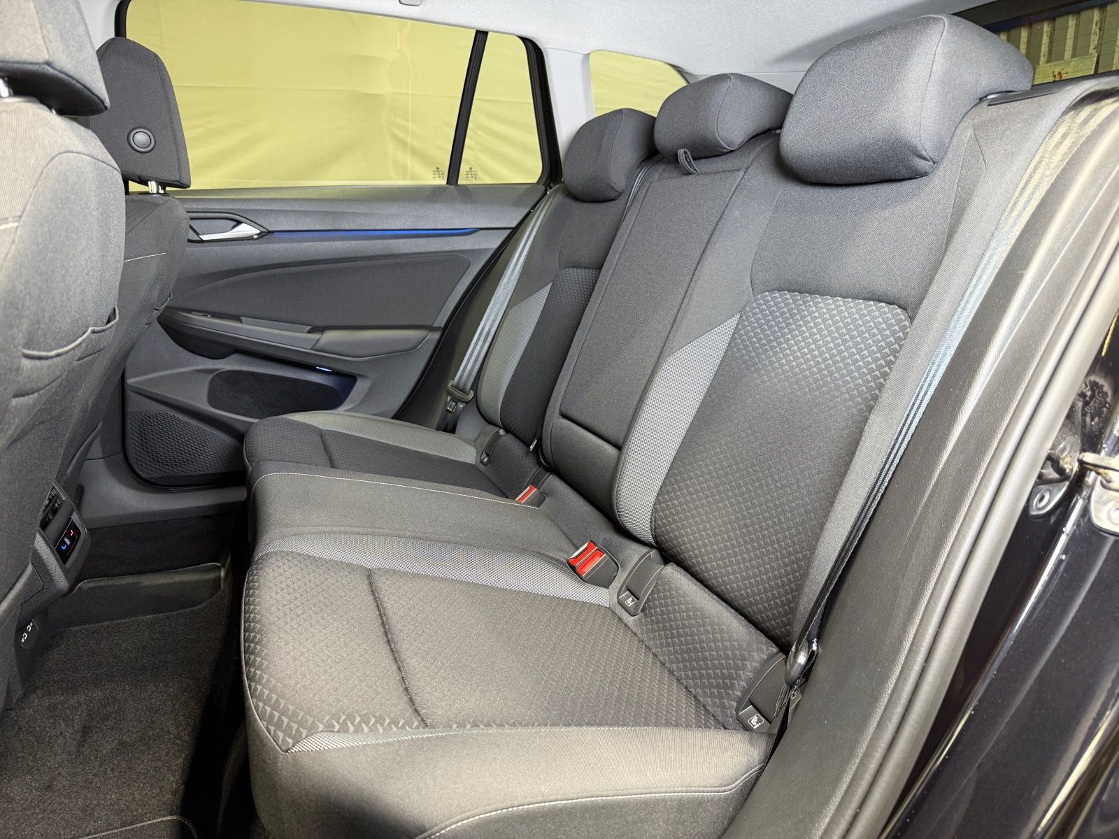 Volkswagen Golf Variant Active 1.5 TSI - Samsaru's Car Outlet