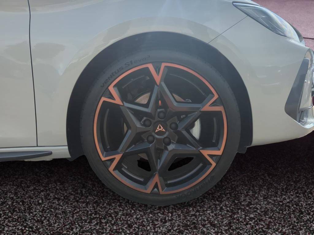 Cupra Leon 1.5 eTSI 150PS DSG - Samsaru's Car Outlet
