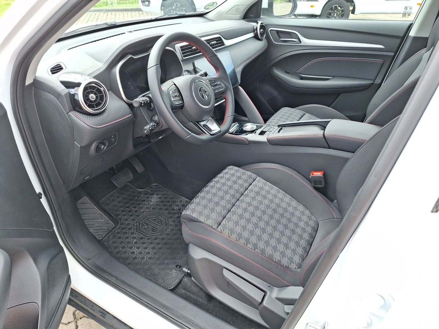 MG ZS EV Elektromotor 130 kW Standard Comfort
