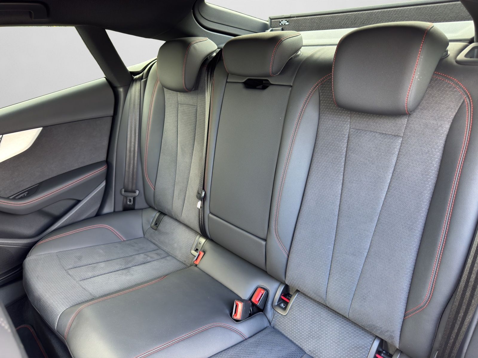 Audi A5 Sportback 45 TFSI quattro S line *black editi