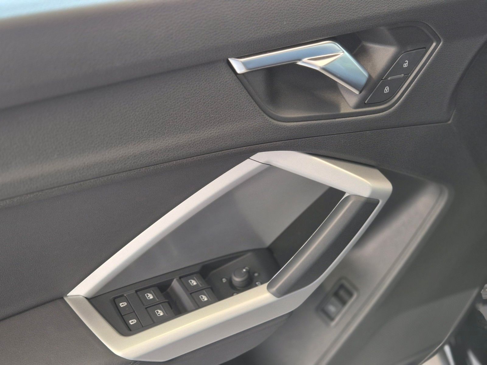 Audi Q3 SPORTBACK 45 TFSI quattro - Samsaru's Car Outlet