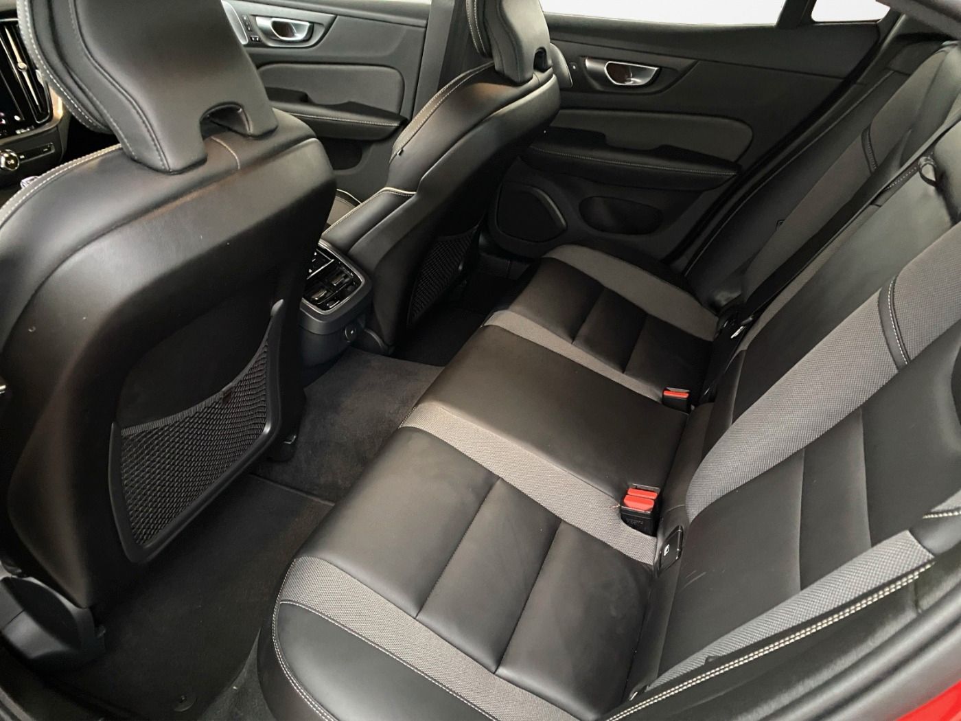 Volvo S60 Ultimate Dark LED*ACC*HUD*STH