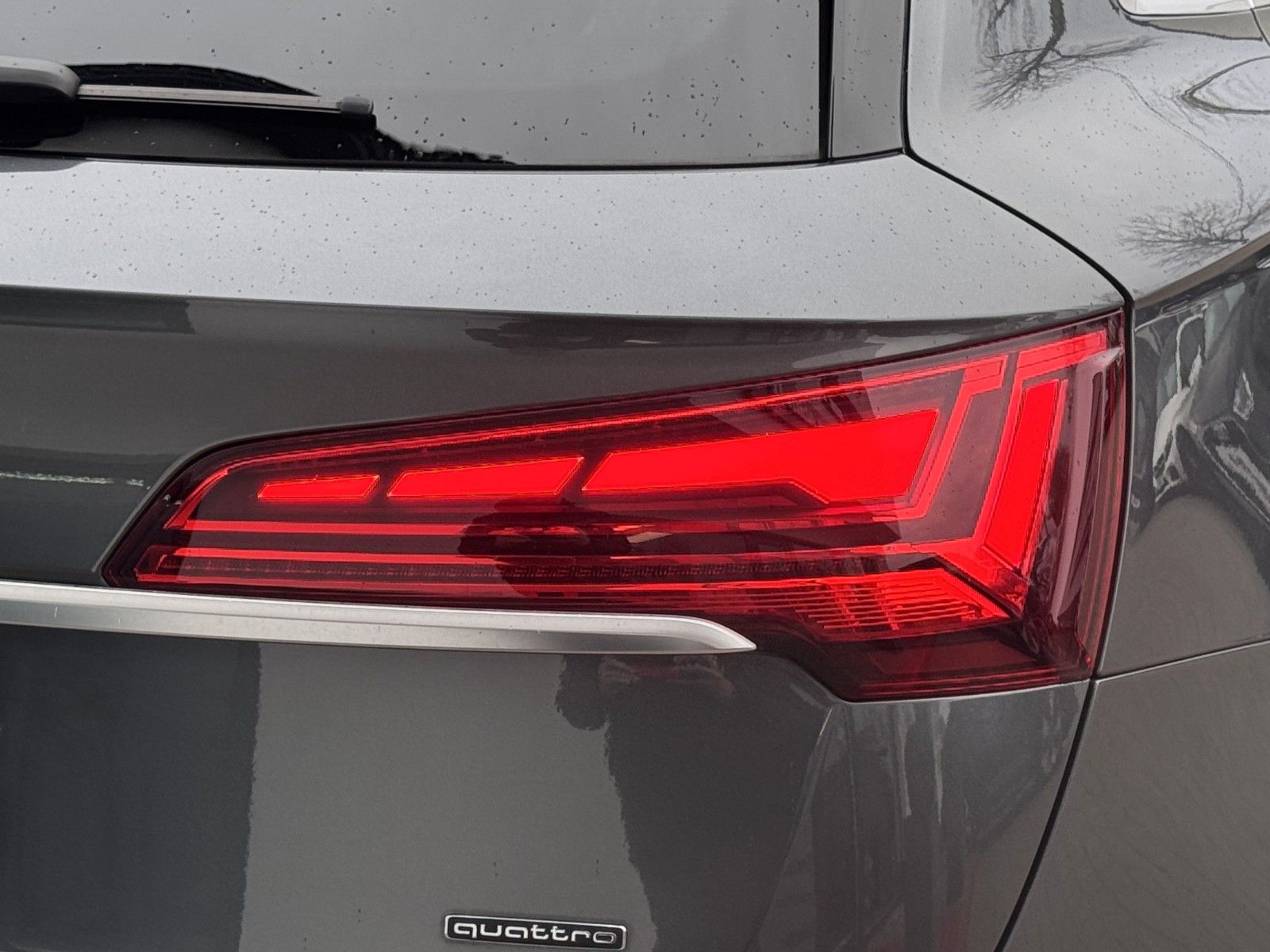 Audi Q5 40 TDI quattro S line - Samsaru's Car Outlet