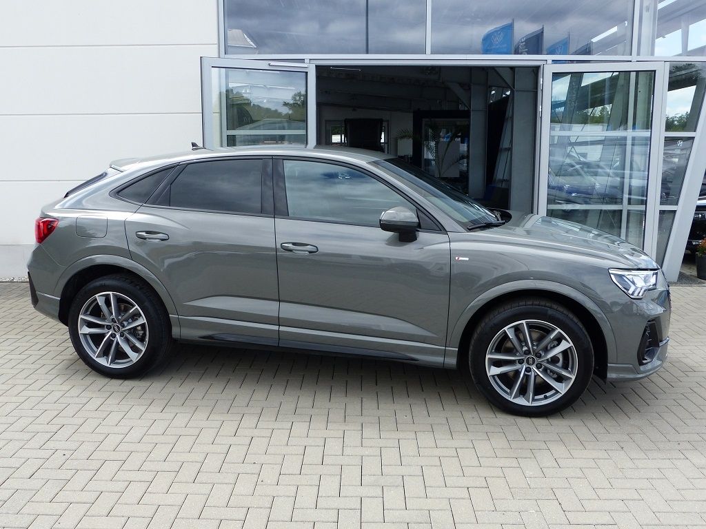 Audi Q3 Sportback 40 TFSI quattro S line - Samsaru's Car Outlet