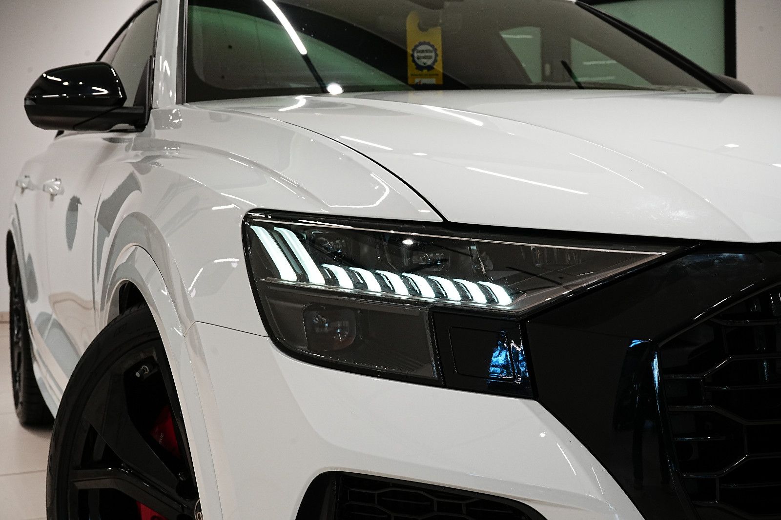 Audi RSQ8 4.0|HUD|KERAMIK|CARBON|SOFT|LUFT|3D|MASSAG|