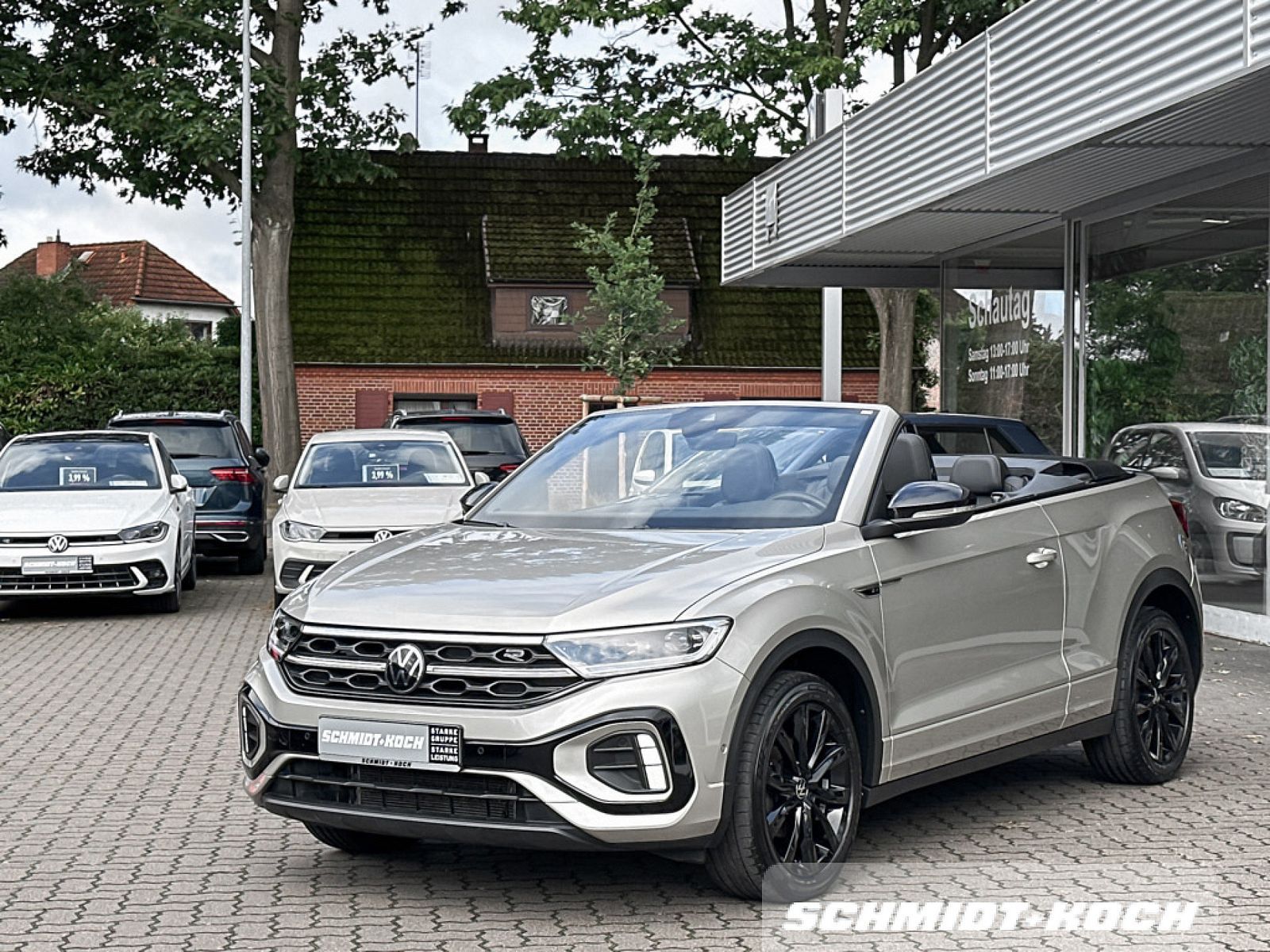Volkswagen T-Roc R-Line 1.5 TSI - Samsaru's Car Outlet