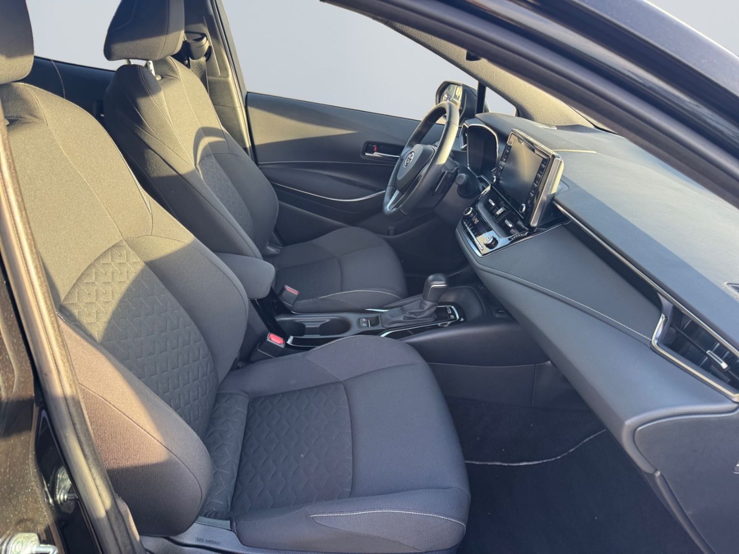 Toyota Corolla 2.0 Hybrid Team D *Technik Paket*SHZ*CAM