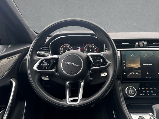 Jaguar F-Pace P400e HSE R-Dynamic 21''LM Pano HUD AdSR