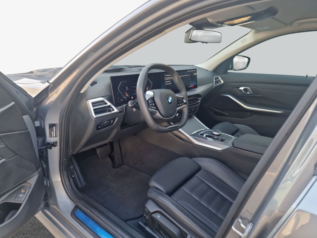 BMW 318i Aut. *AHK*Car-Play*