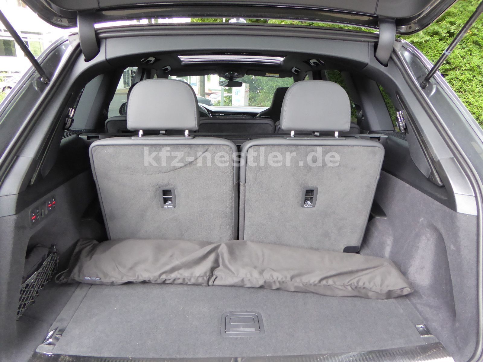 Audi Q7 50 TDI 2x S line/Pano/22"/7-Sitz/AHK/Raute