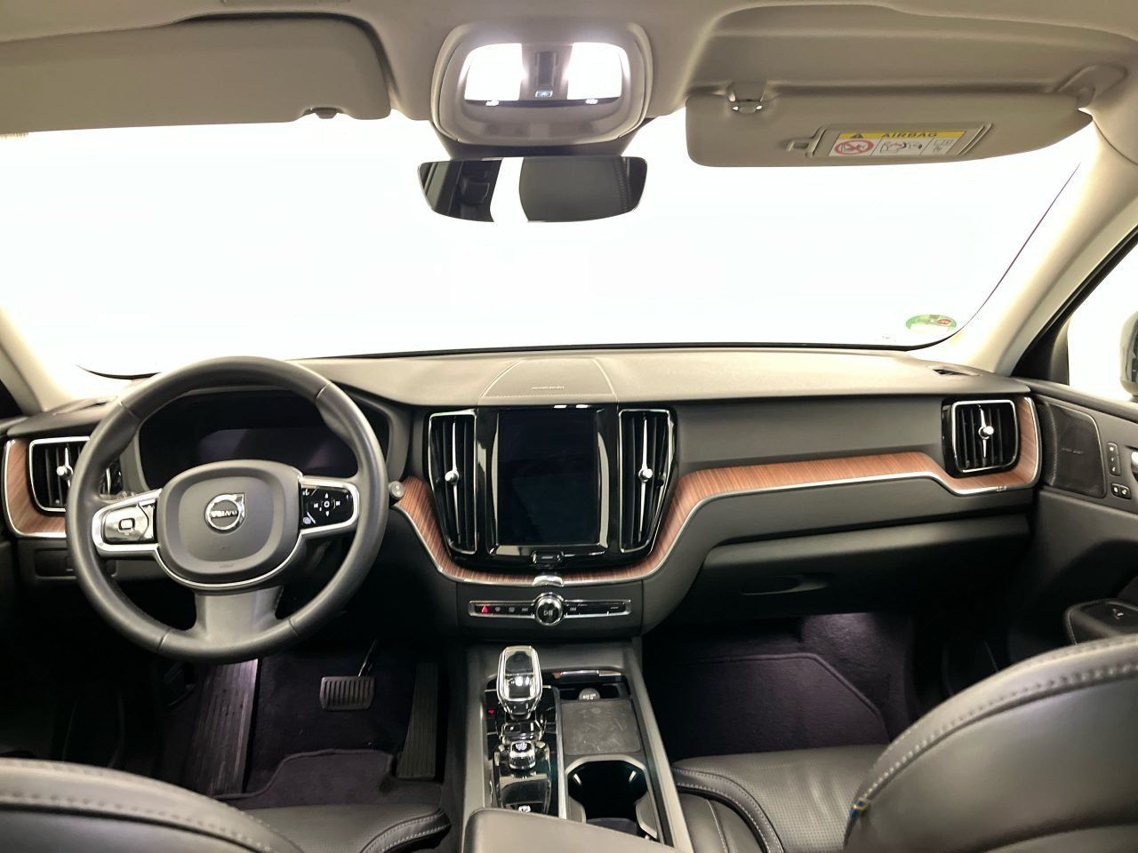 Volvo XC 60 B4 AHK S-Dach El.Heckkl.