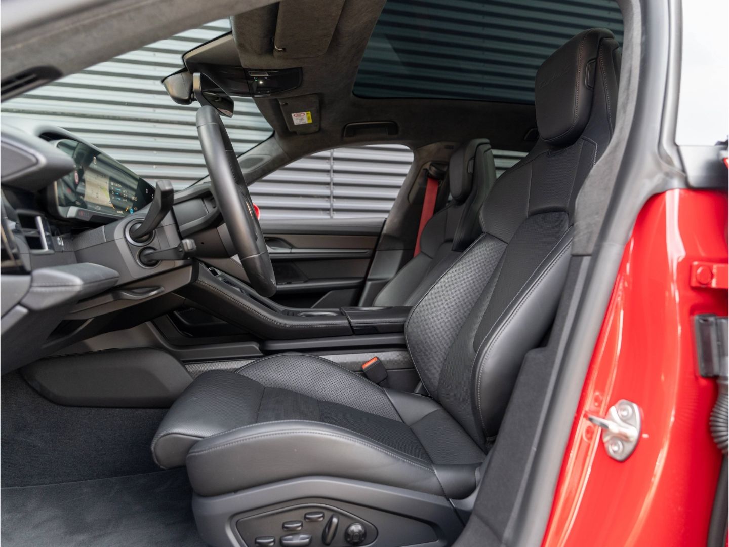 Porsche Taycan Turbo S Cross Turismo Burmester LED-PDLS