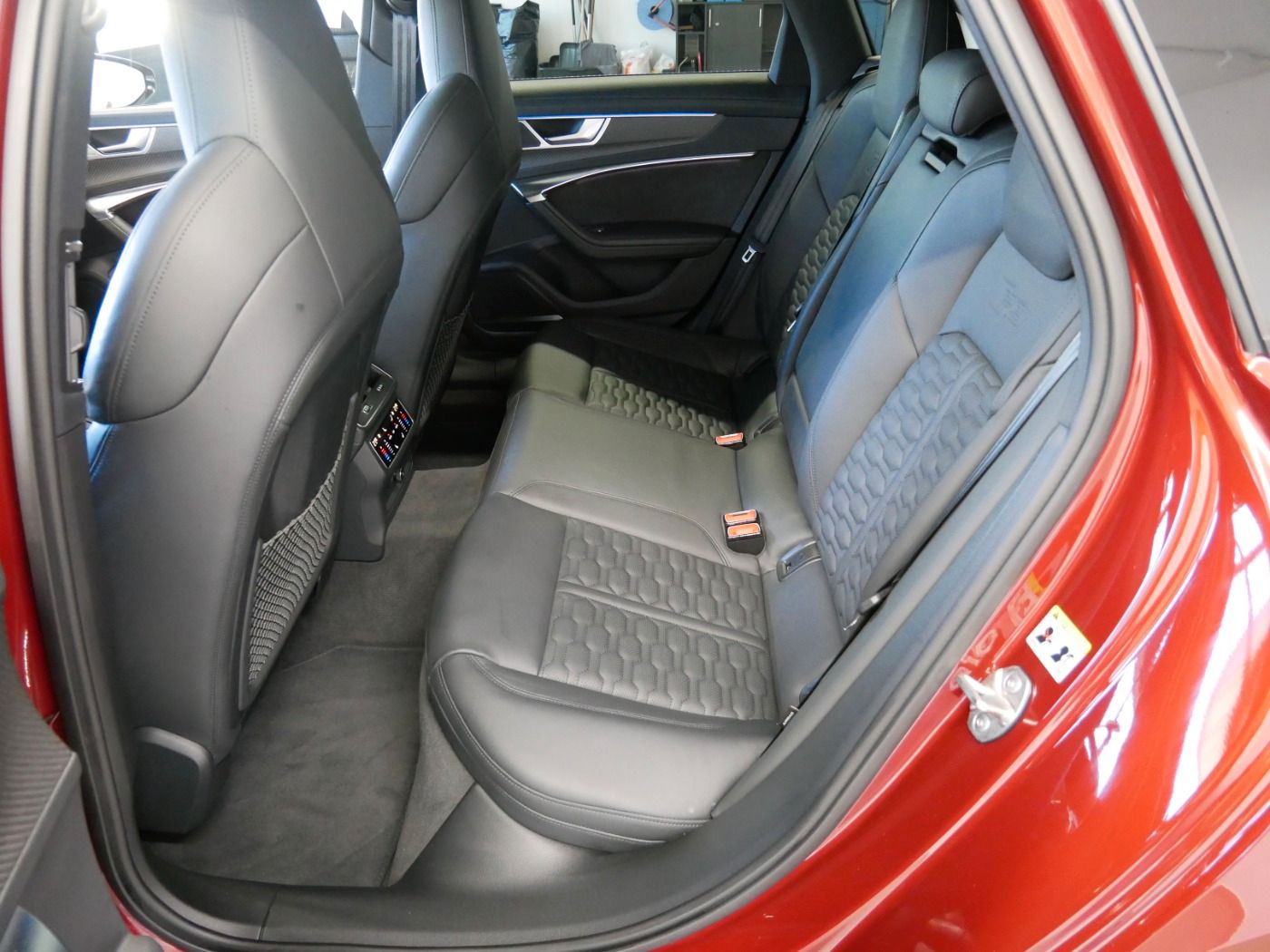 Audi RS 6 Avant performance tiptr. MATRIX AHK PANO HE