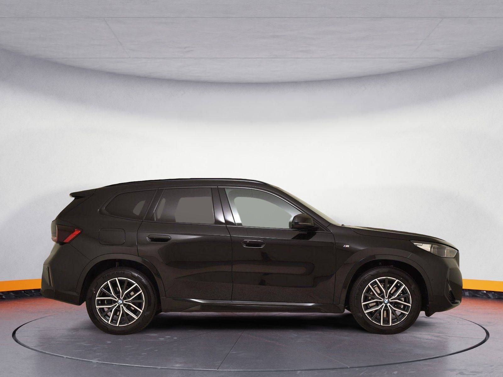 BMW X1 xDrive23d M Sportpaket - Samsaru's Car Outlet