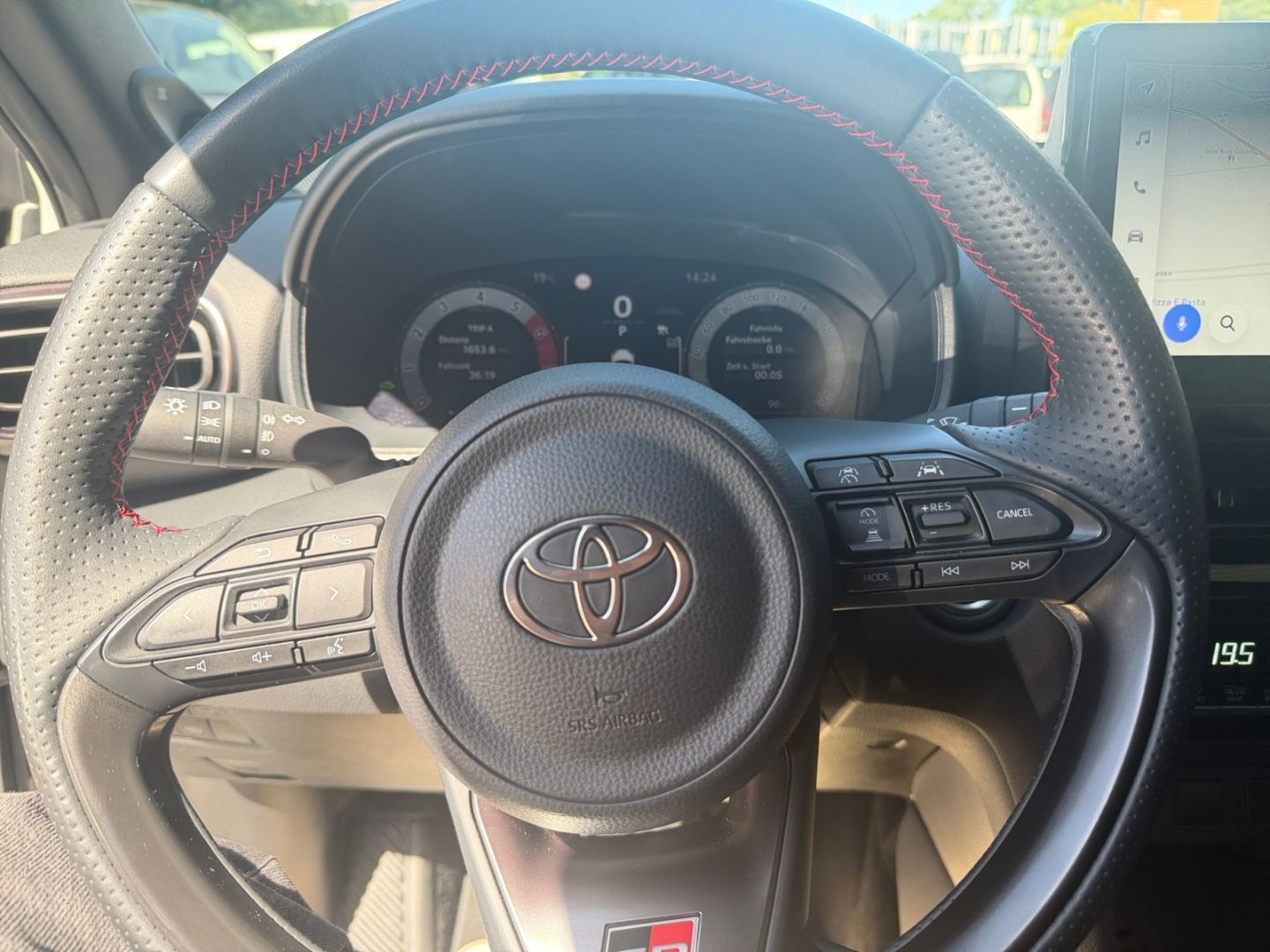 Toyota Yaris Cross Hybrid 1.5 GR Sport *Matrix*HUD*JBL*