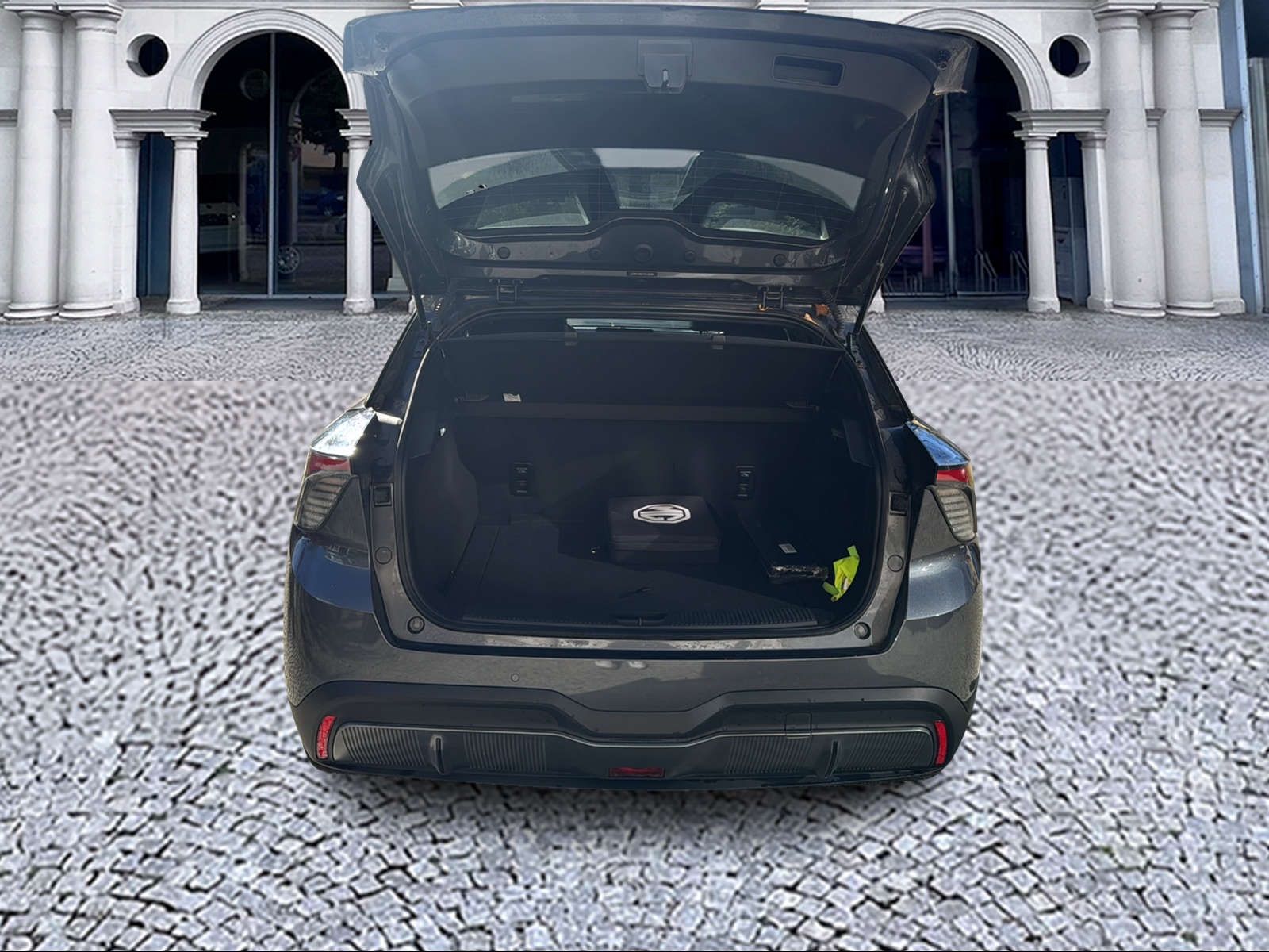 MG4 64kWh Luxury