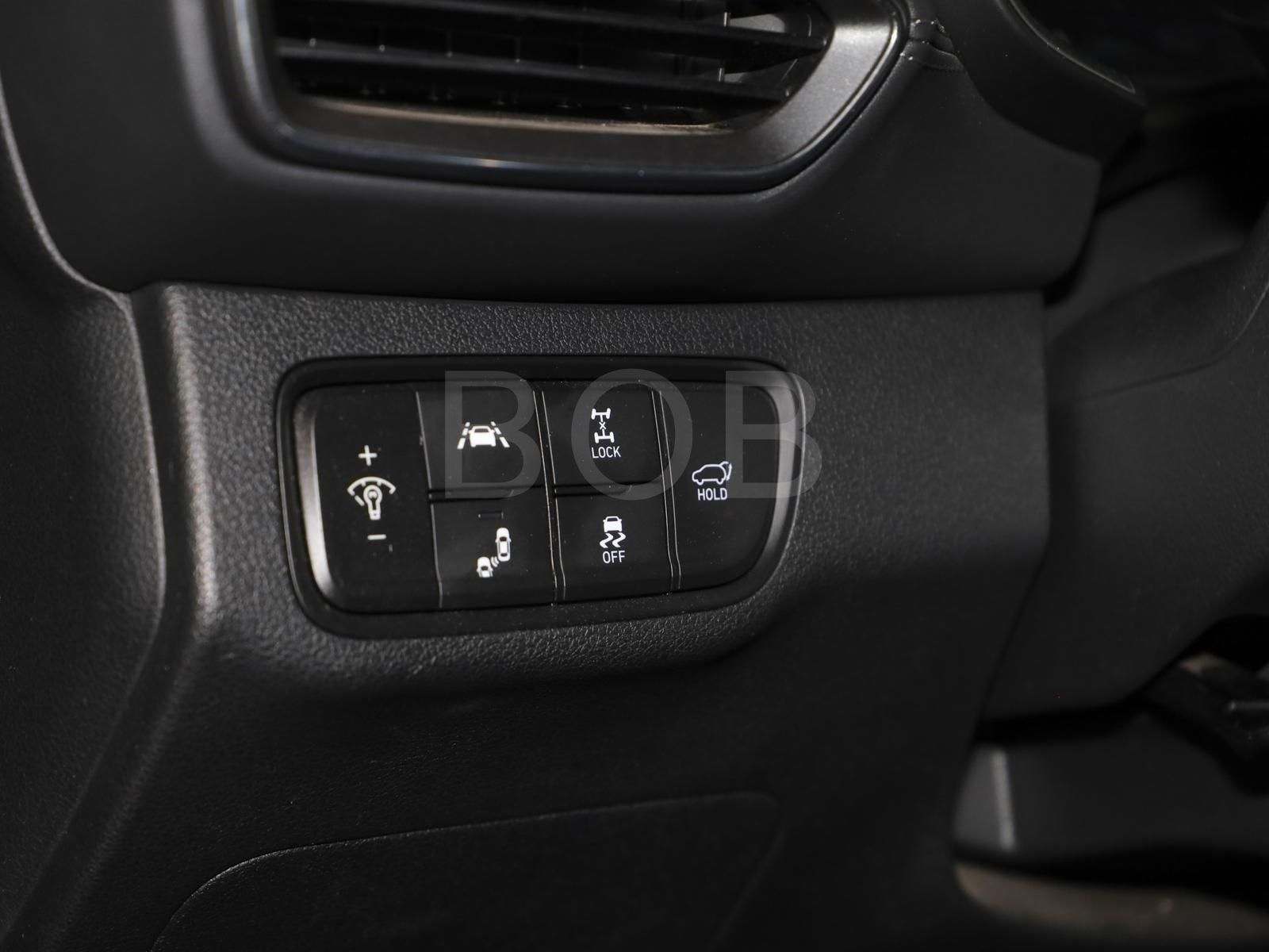 Hyundai SANTA FE 4WD PREMIUM - Samsaru's Car Outlet