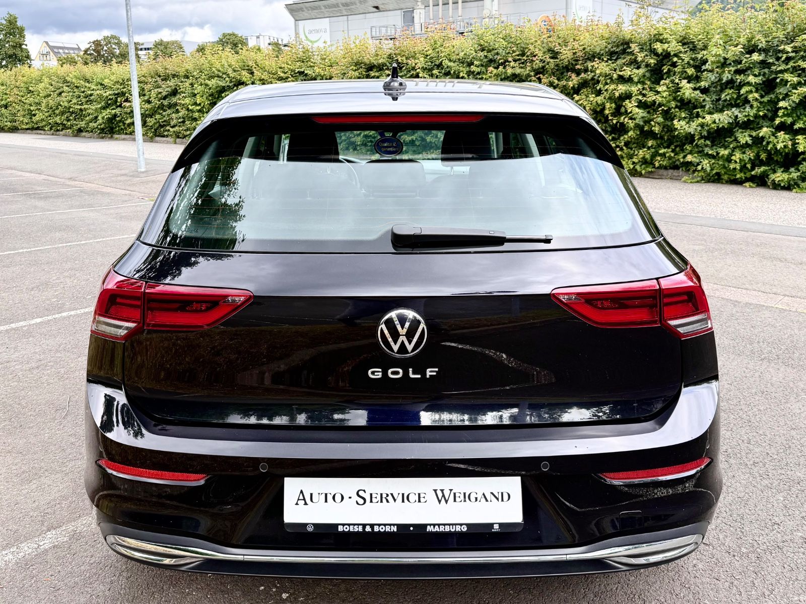 Volkswagen Golf VIII 1.5 Style - Samsaru's Car Outlet