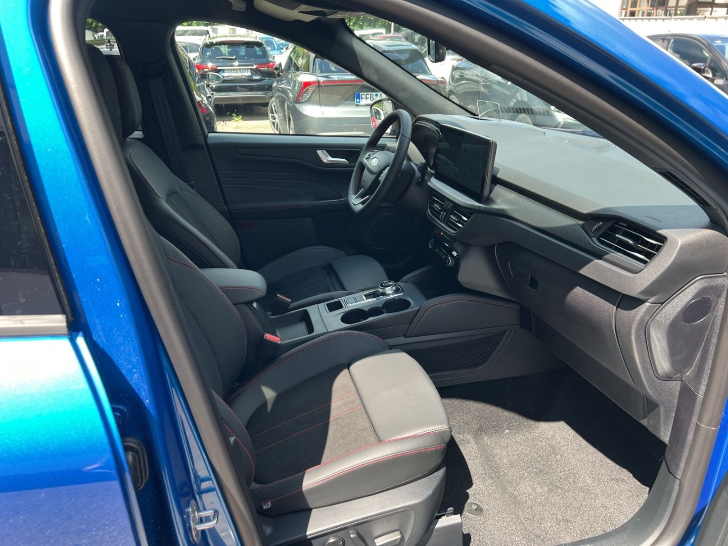 Ford Kuga ST-Line X PHEV - Samsaru's Car Outlet