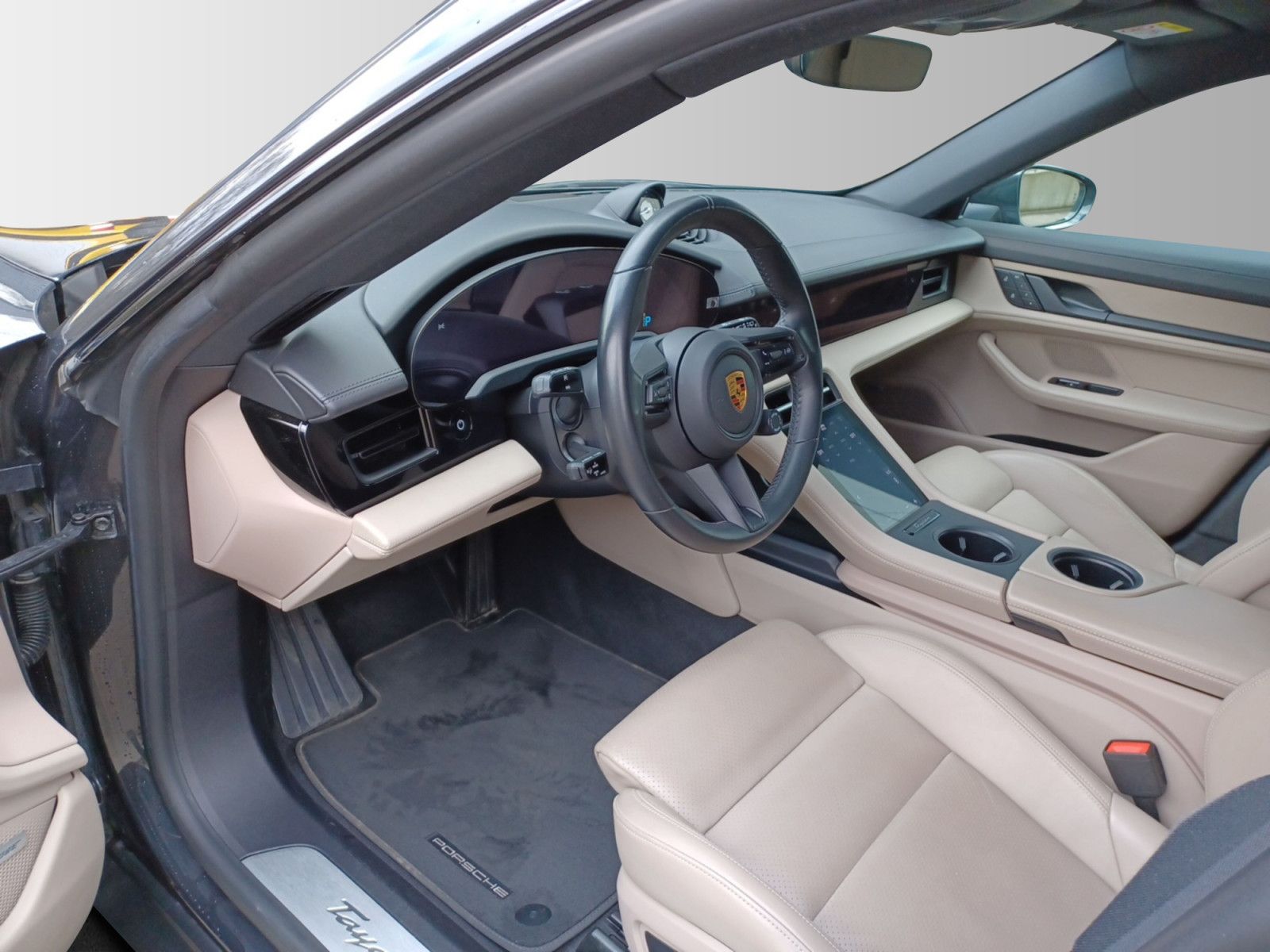Porsche Taycan 4S Cross Turismo