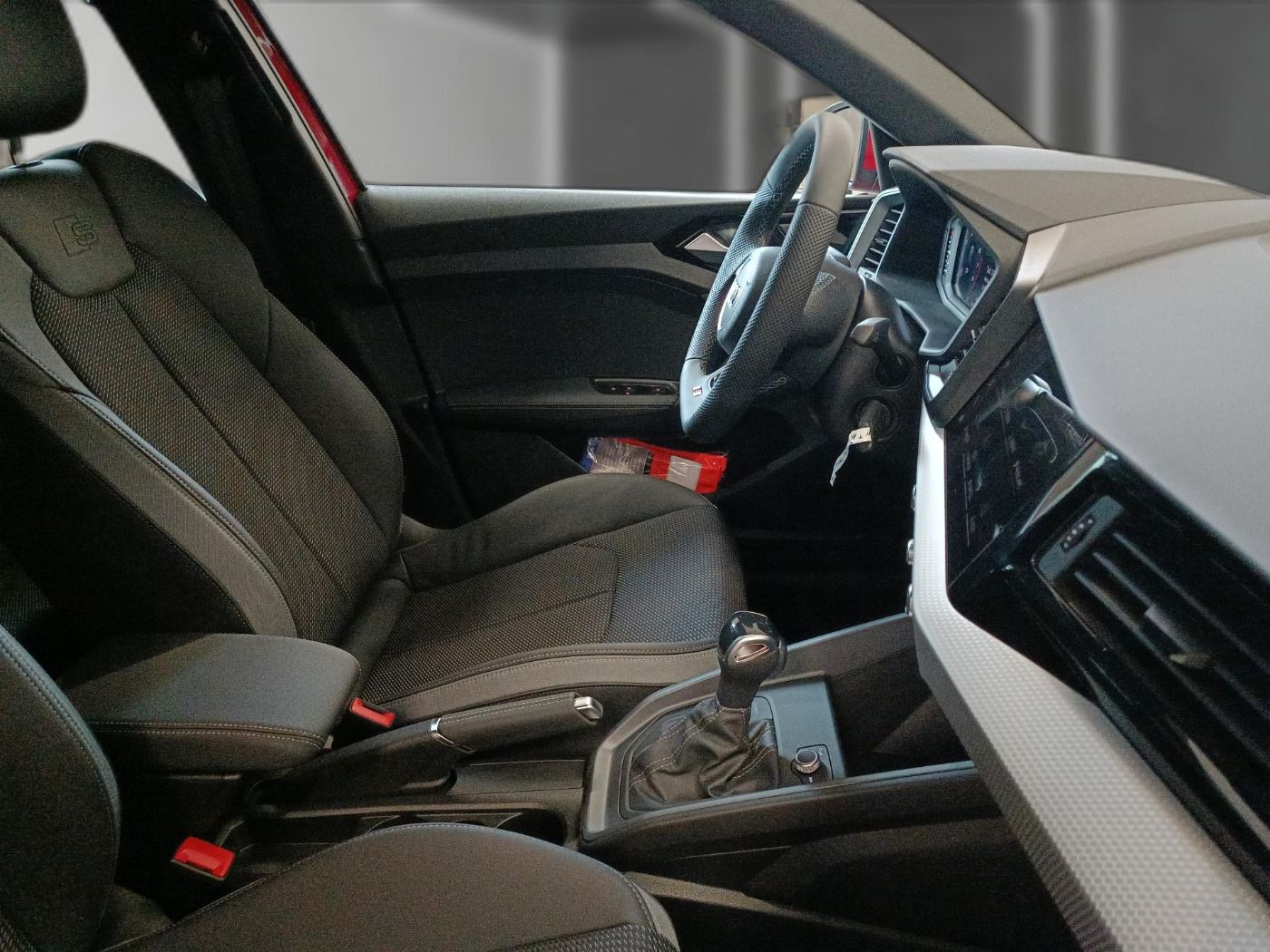 Audi A1 Sportback 30 TFSI S tronic 2x S-Line*LED*LM17