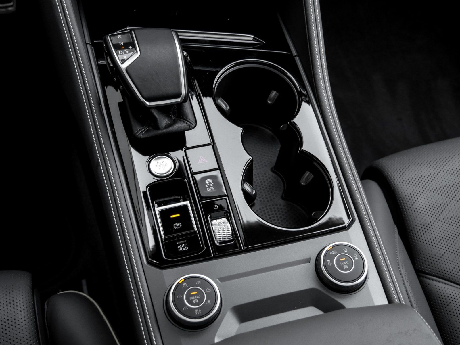 Volkswagen Touareg R-Line V6 TDI DYNAUDIO Standhzg. AHK 22"