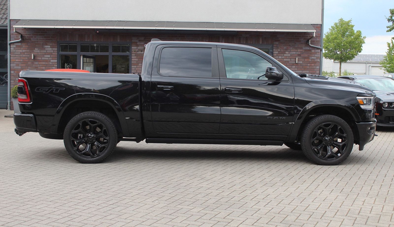 Dodge RAM 5,7L Laramie GT, HUD, LPG, 360°