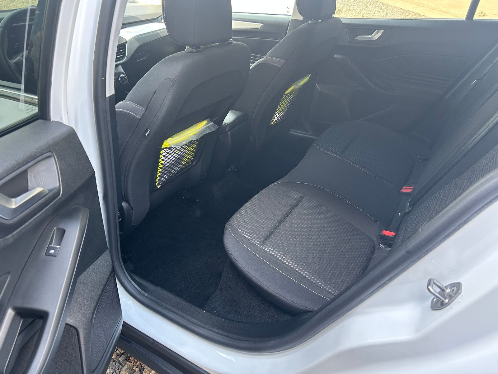 Ford Focus Turnier Cool&Connect - Samsaru's Car Outlet
