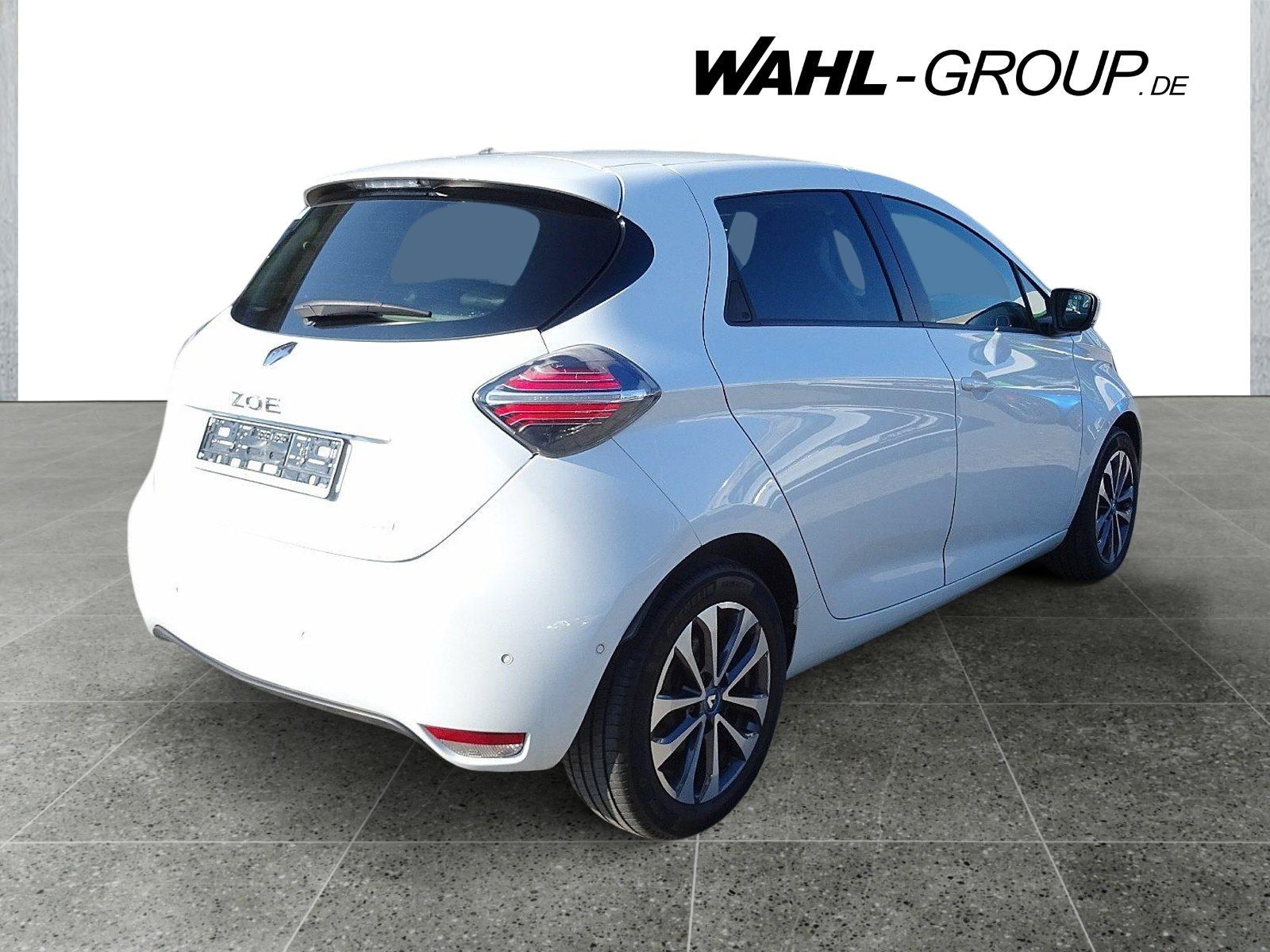 Renault Zoe Z.E. 50 Intens - Samsaru's Car Outlet