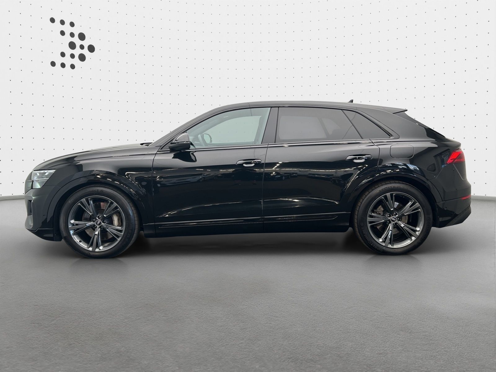Audi Q8 55 TFSI e quattro - Samsaru's Car Outlet