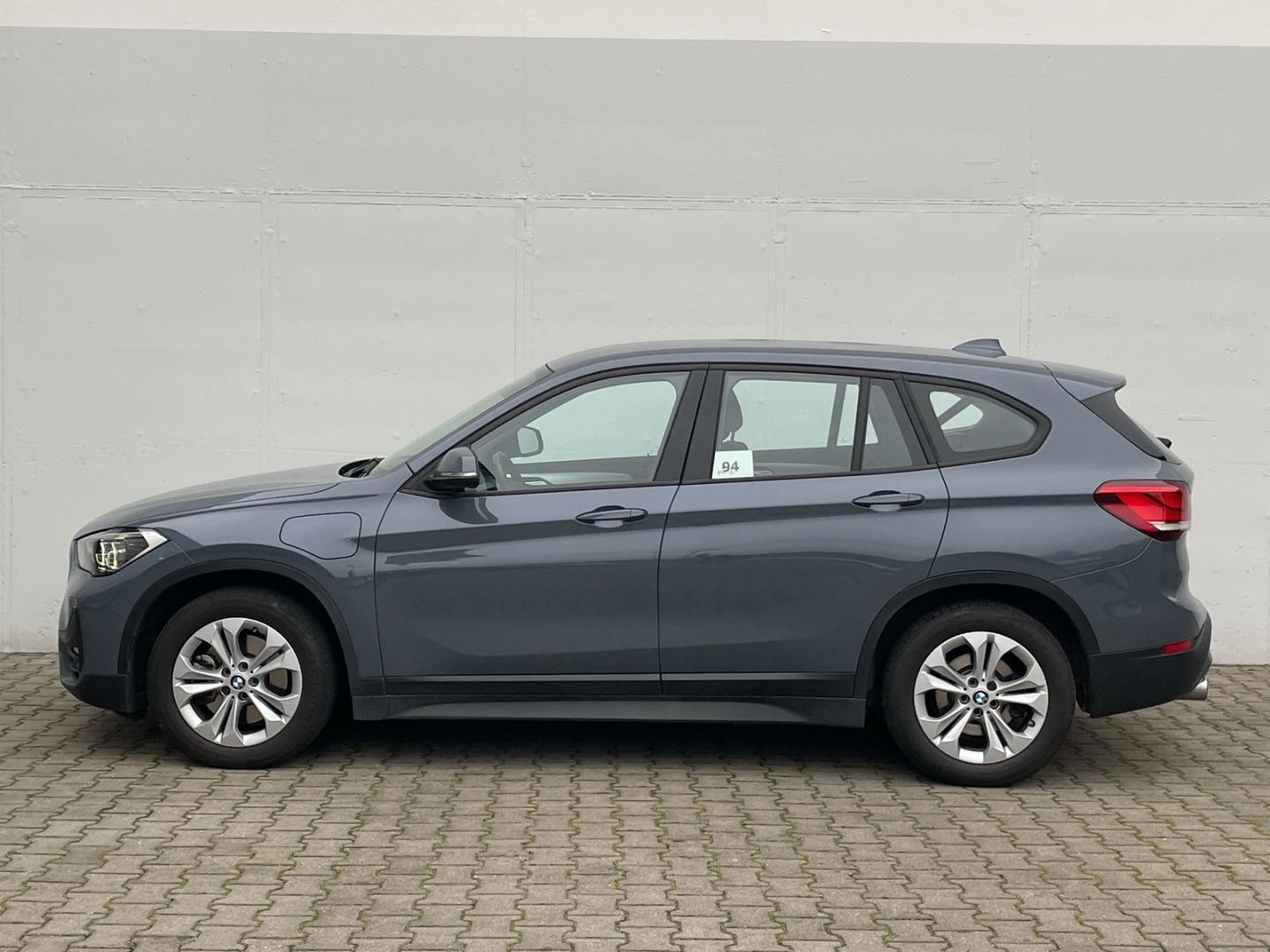 BMW X1 25e Advantage - Samsaru's Car Outlet