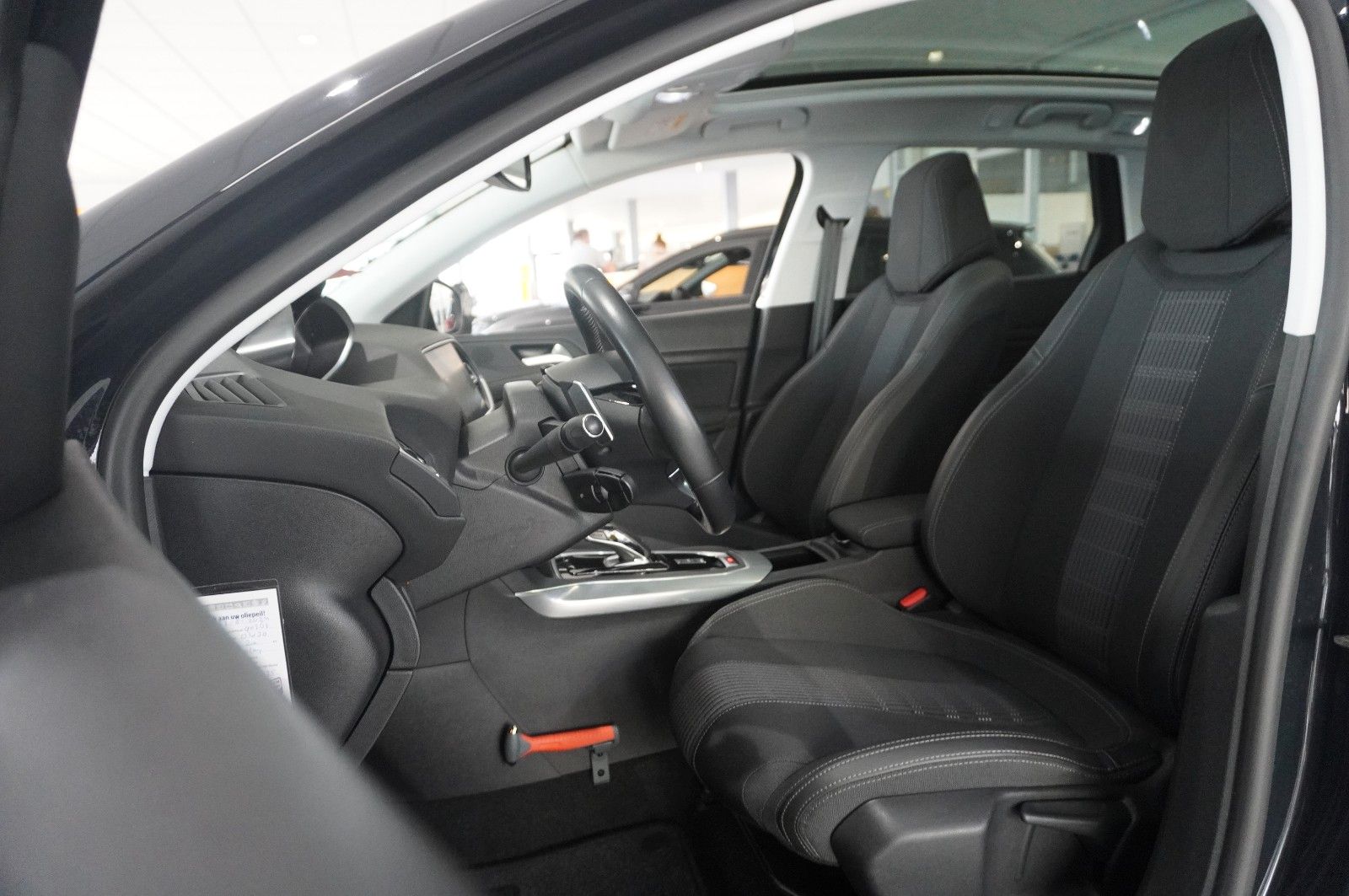Peugeot 308 SW 1.5D ALLURE - Samsaru's Car Outlet