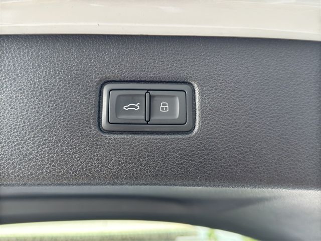 Audi Q7 50 TDI qu. tipt. S LINE+AHZV+STHG+7 SITZE+AIR