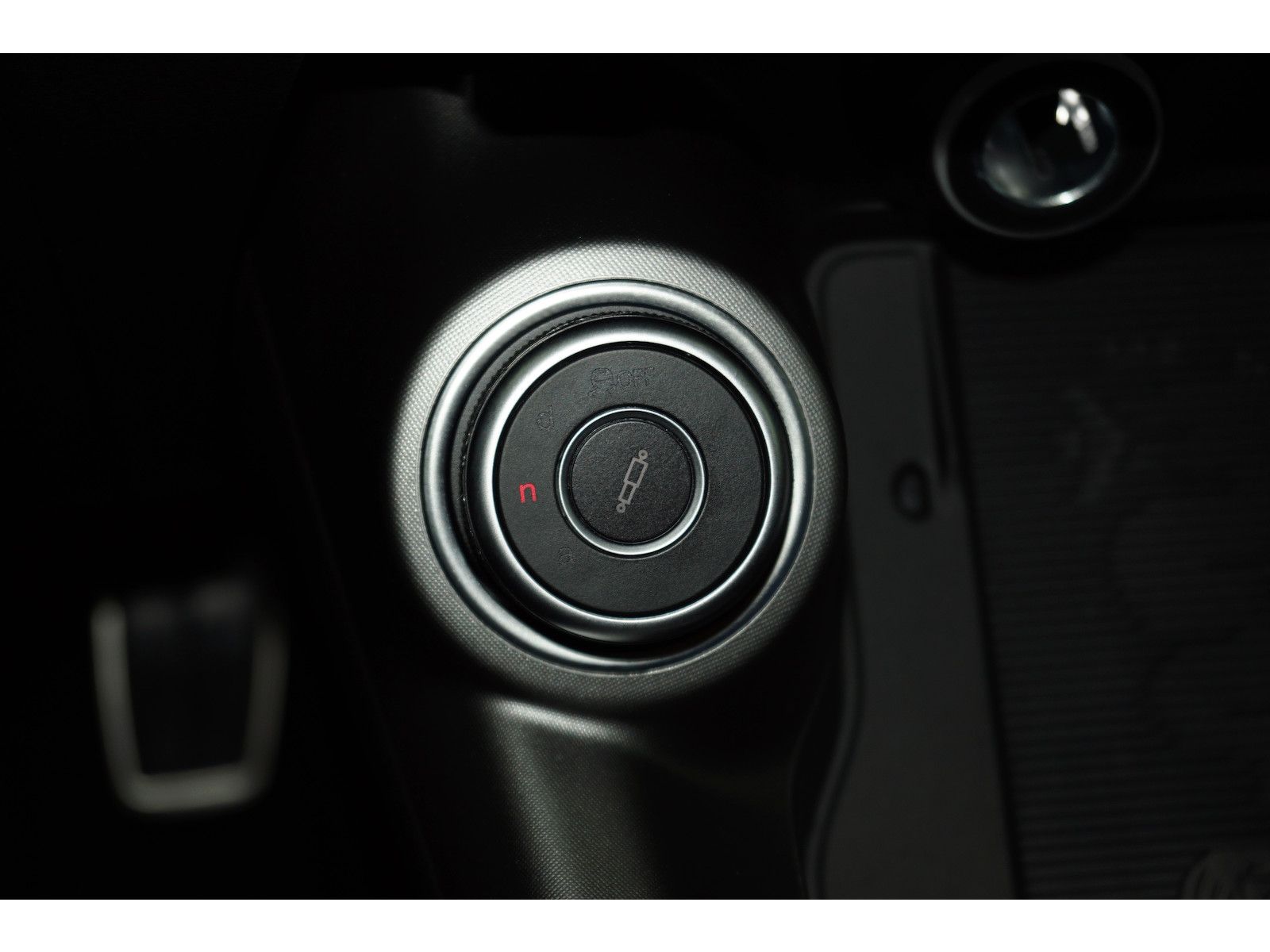 Alfa Romeo Tonale 1.6 VGT-D Veloce FULL LED LEDER 360-CAM