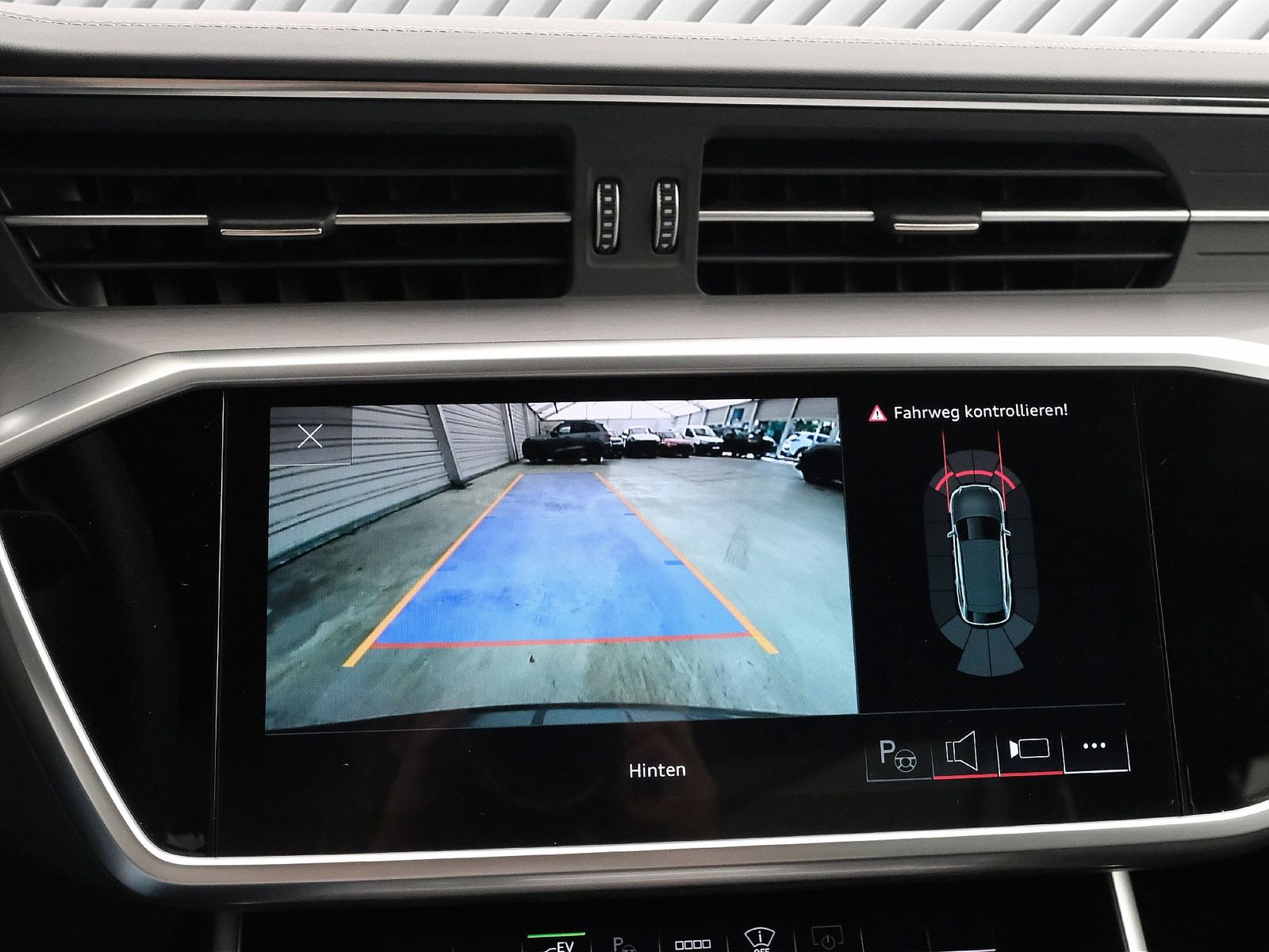 Audi A6 Avant 55 TFSIe Hybrid - Samsaru's Car Outlet